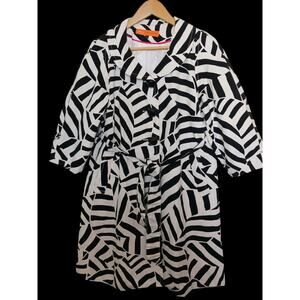 Cynthia Cynthia Steffe Black & White Stripe trench coat dress coat size small